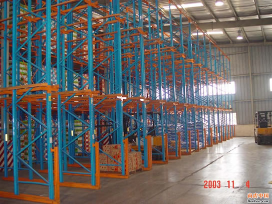 貫通式（shì）貨架